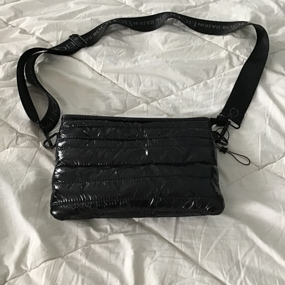 BCBG crossover bag - Picture 1 of 2